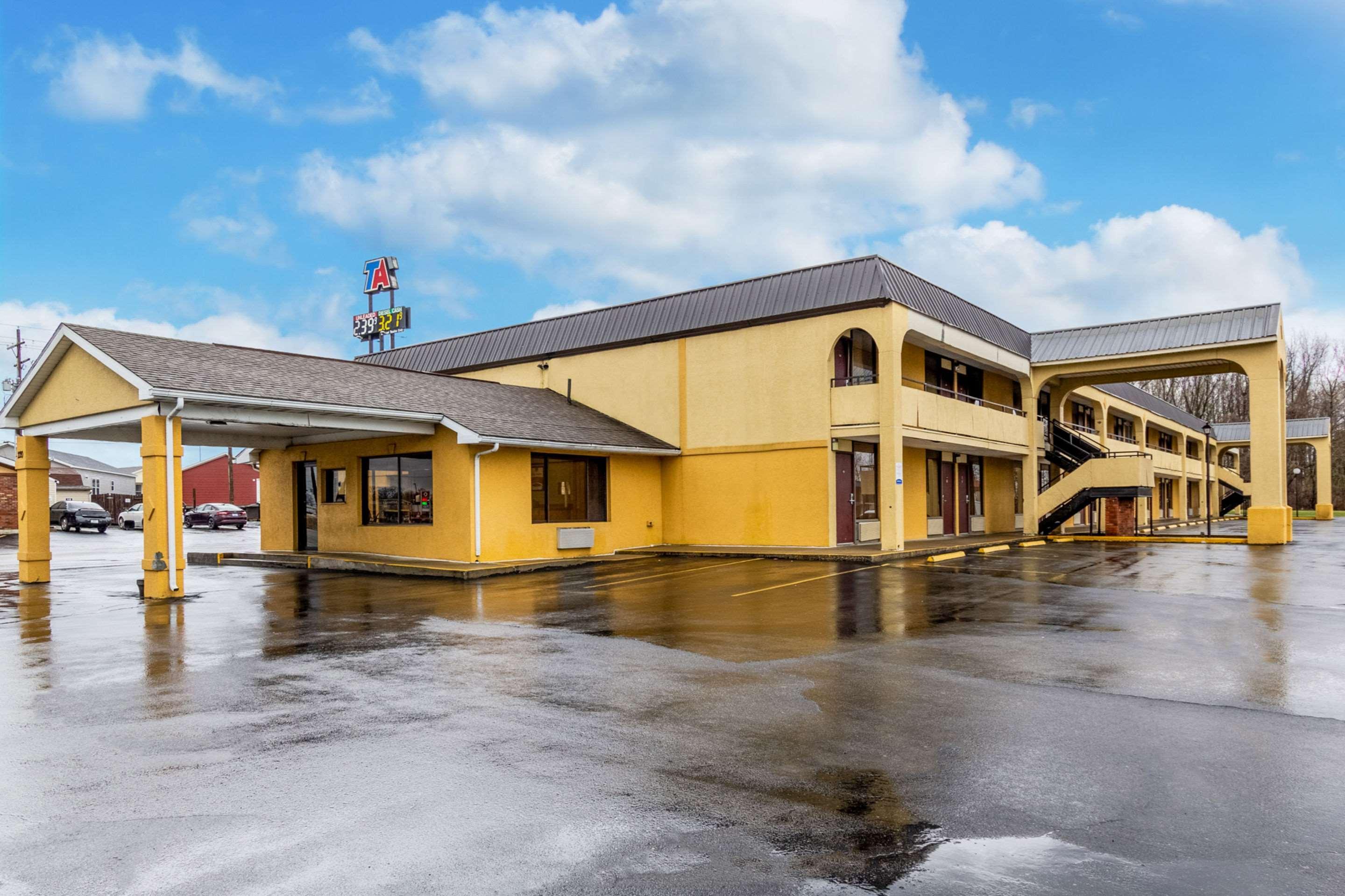 Econo Lodge Seymour Exterior foto