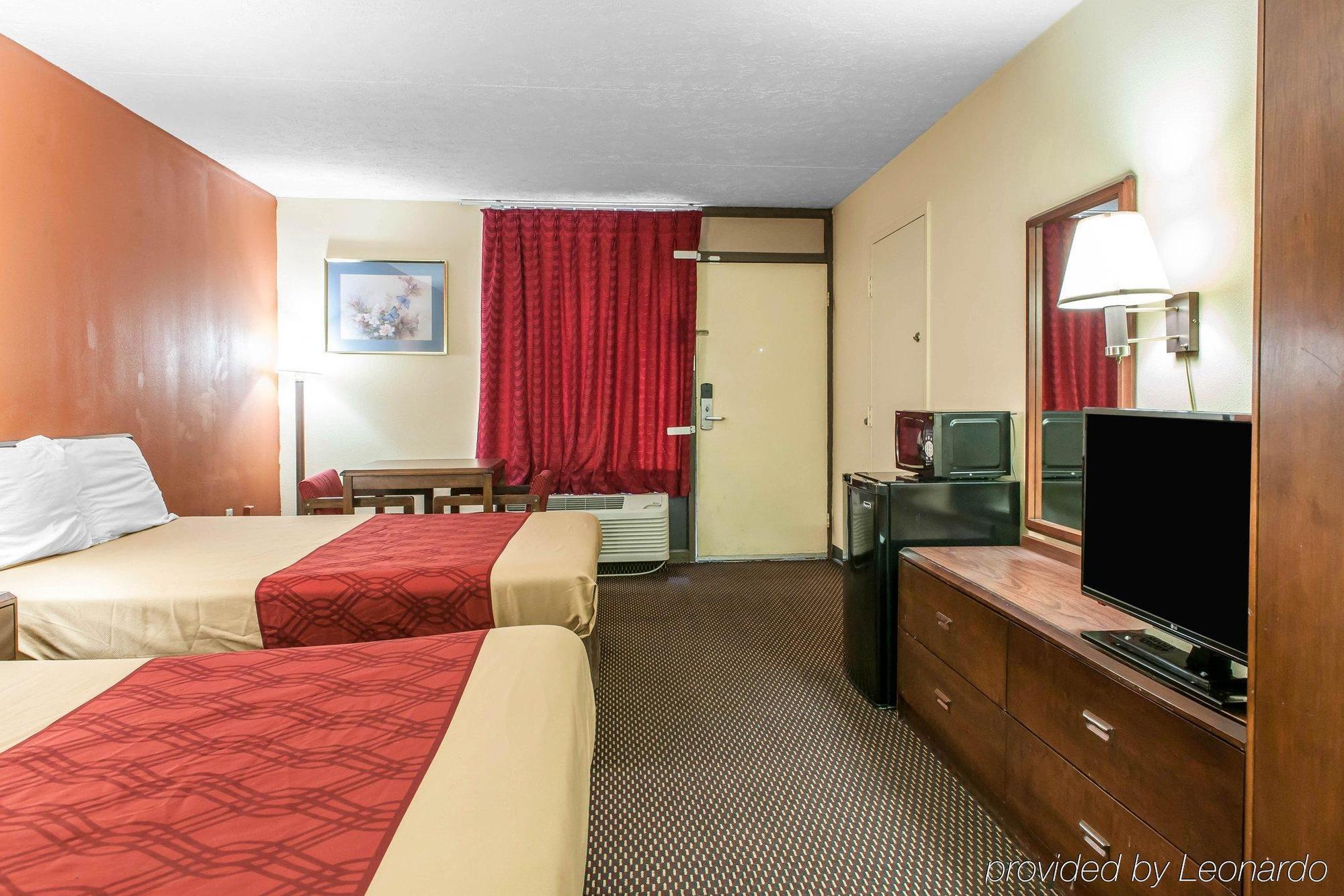 Econo Lodge Seymour Exterior foto
